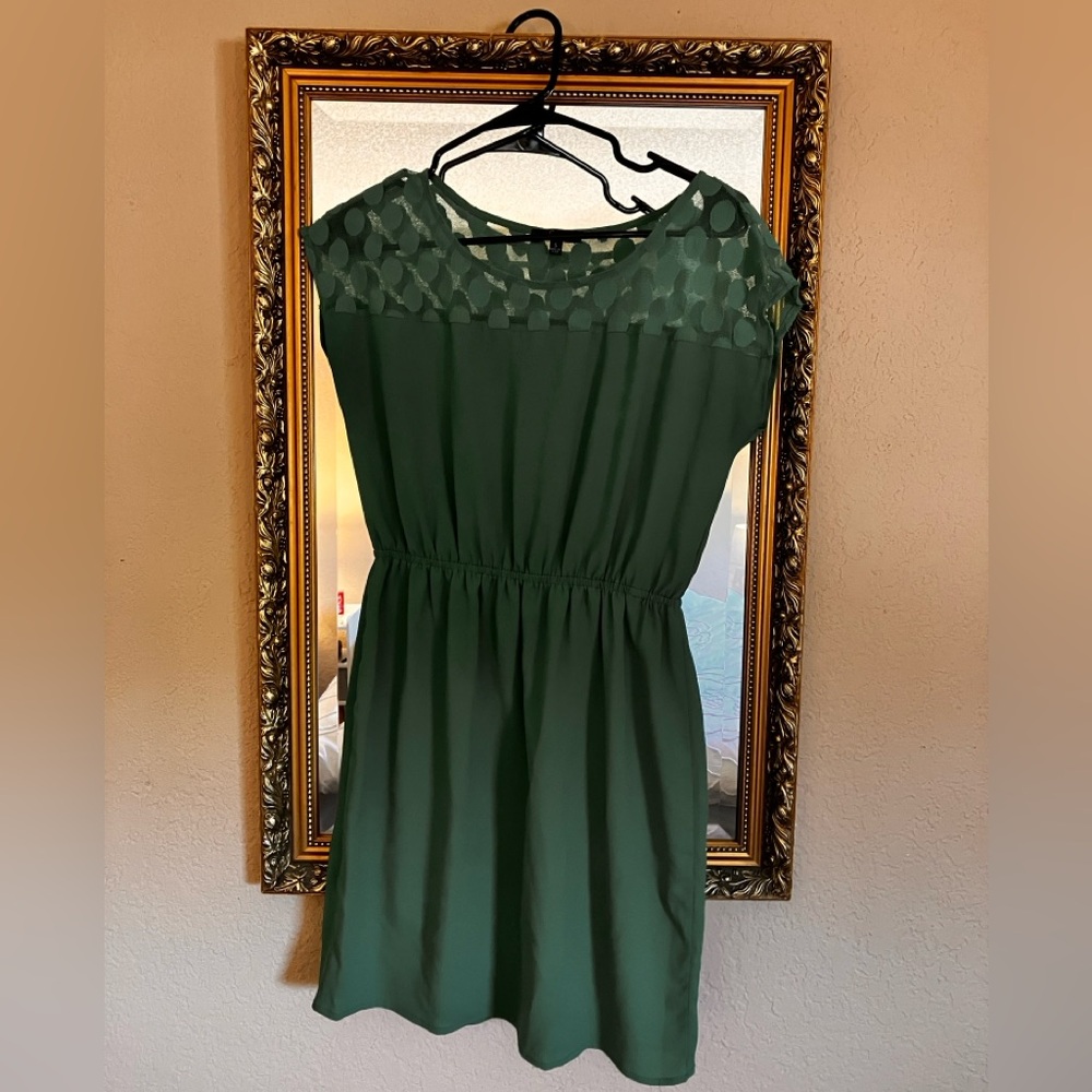 Green Lace Cut Out Short Sleeve Sundress